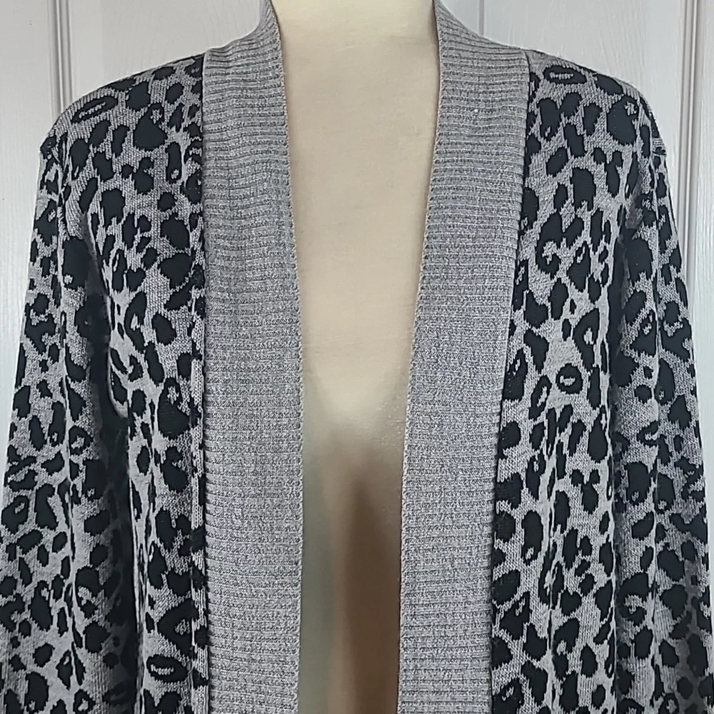 Nine West Animal Print Cardigan - Picture 2 of 11